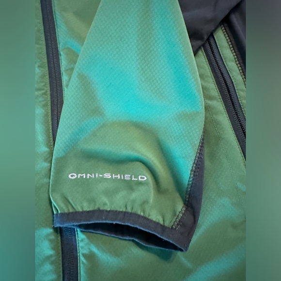 Columbia Men’s Windbreaker/ Size S - Picture 7 of 11